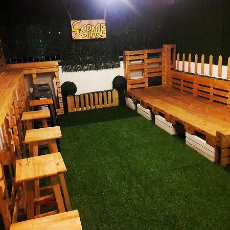 S-Space Hostel Chatuchak Bangkok Eksteriør bilde